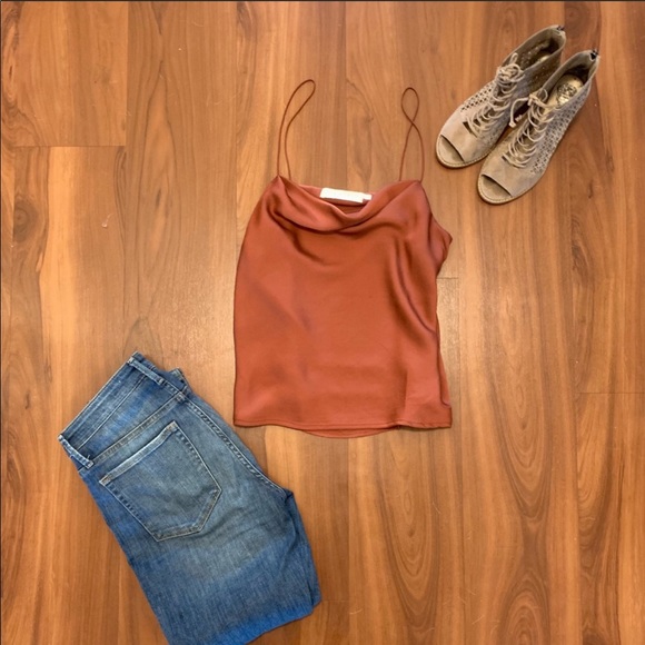 ASTR the label satin cowl tank top camisole blouse - Picture 2 of 3